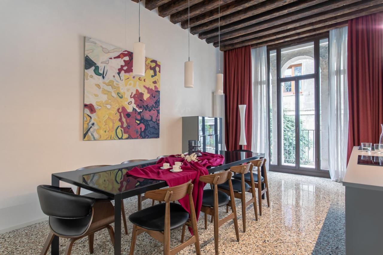 Palazzo Venere Apartments Венеція Екстер'єр фото